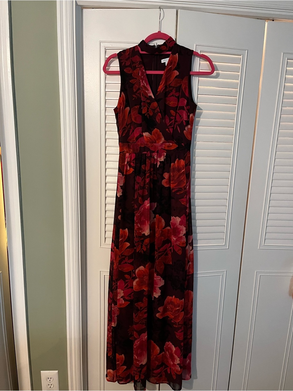 New York & Company Burgundy and Red Floral Maxi Dress